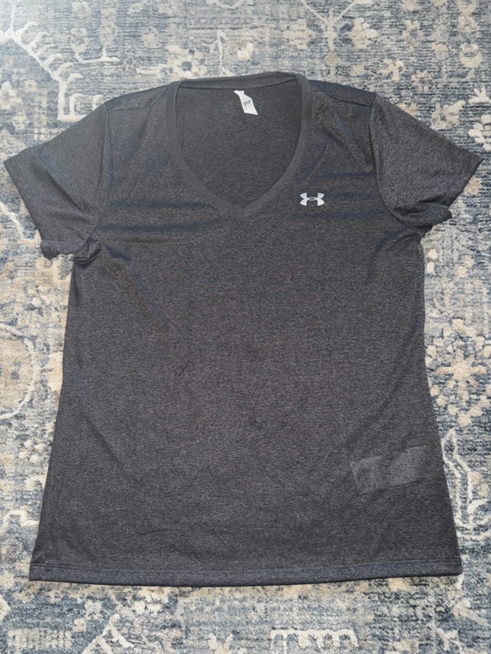 Under Armour Women’s Loose Gray Exercise Top Large